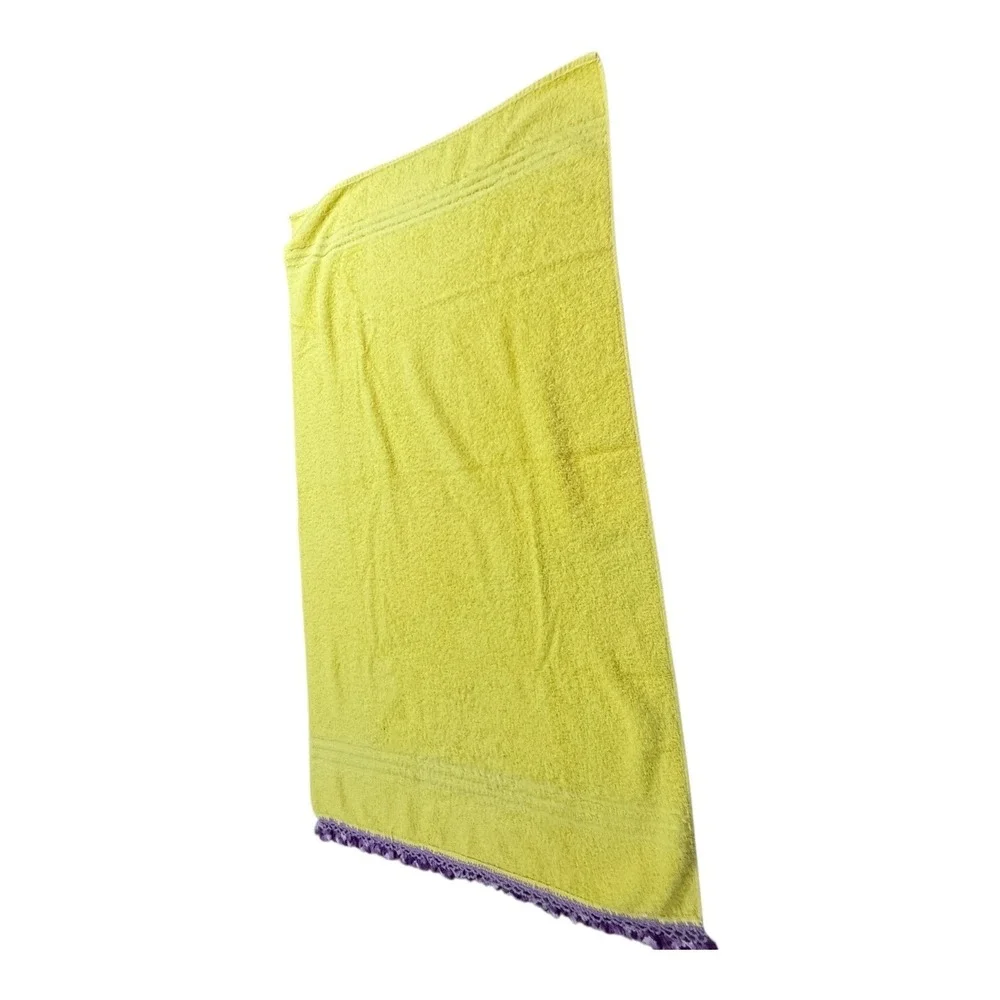 VTG Yellow Crochet Trim Bath Towel Butterfly Flower Basket Embroidery Bath Decor